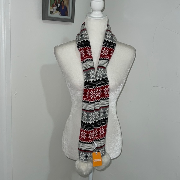 Gymboree girls scarf - Picture 1 of 3